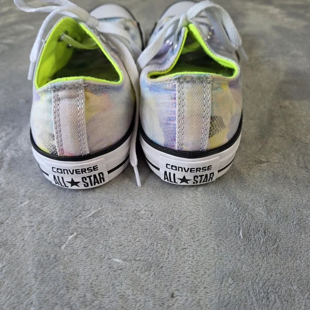 Women's Floral Converse Sneakers Size 9 With Neon Yellow Lining.